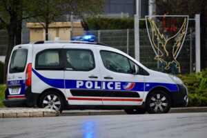 Paris : cinq individus mis en examen pour enlèvement lié aux cryptomonnaies
