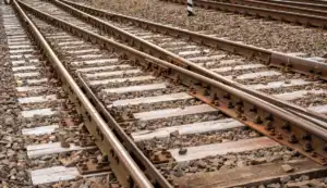 Le PDG de la SNCF appelle Ã  taxer les camions pour sauver le rail franÃ§ais