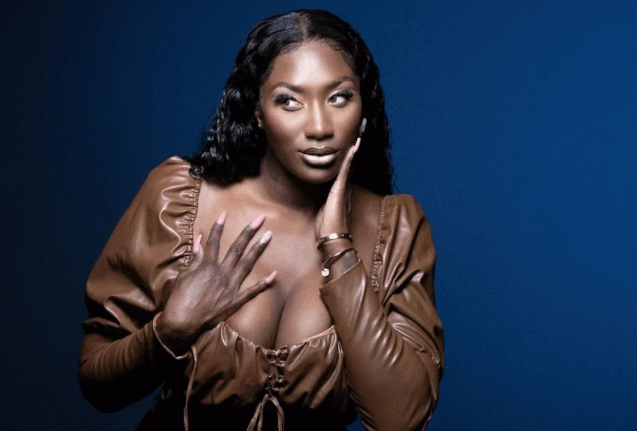 Aya Nakamura annonce une seconde date pour son concert au Stade de France Aya Nakamura annonce une seconde date pour son concert au Stade de France