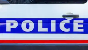 Castres : des policiers ciblÃ©s par des tirs en pleine rue, trois agents blessÃ©s